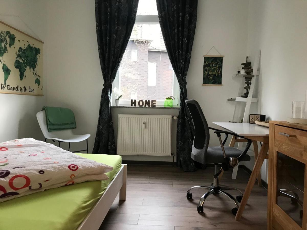 Stadthaus Artur - Apartment Madrid Remscheid Esterno foto
