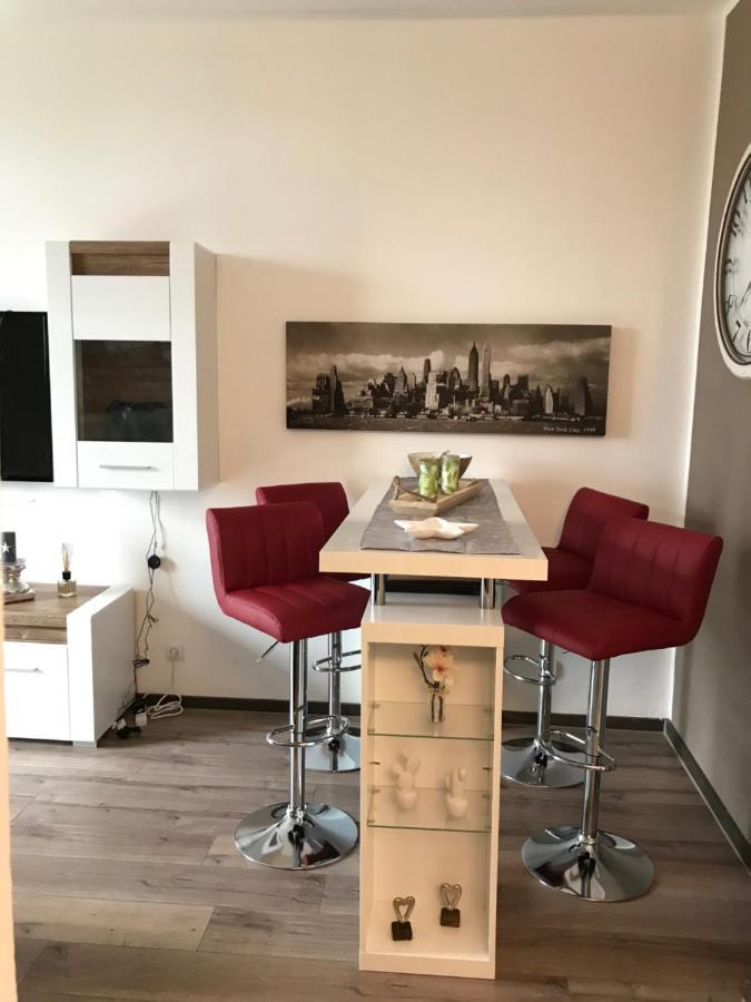 Stadthaus Artur - Apartment Madrid Remscheid Esterno foto